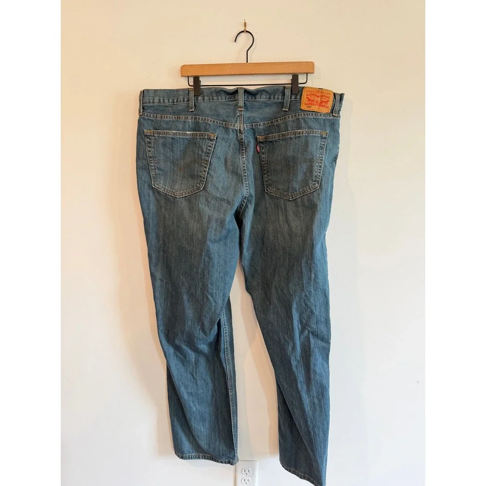 Levis 559 Relaxed Straight Jeans Mens 44x34 Blue Denim Medium Wash